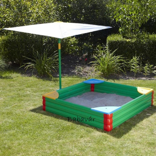 Színes homokozó ponyvával Színes homokozó ponyvával