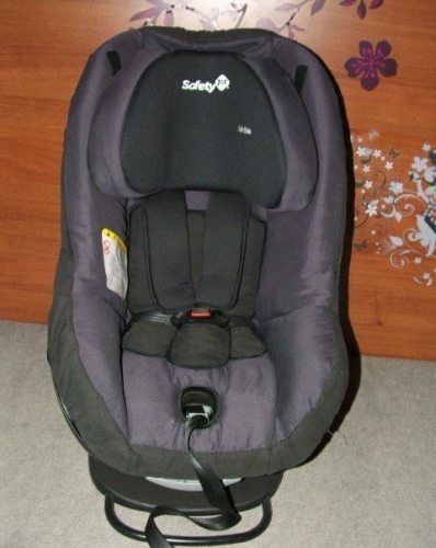 Safety 1 PrimeoFix Autósülés 0-18 kg Safety 1 PrimeoFix Autósülés 0-18 kg