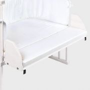 BabyBay maxi bölcsőhöz fehér toldó matraccal BabyBay maxi bölcsőhöz fehér toldó matraccal
