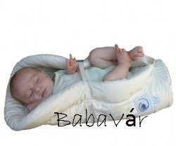 Ergobaby újszülött párna szoptatáshoz is Szürke Ergobaby újszülött párna szoptatáshoz is Szürke