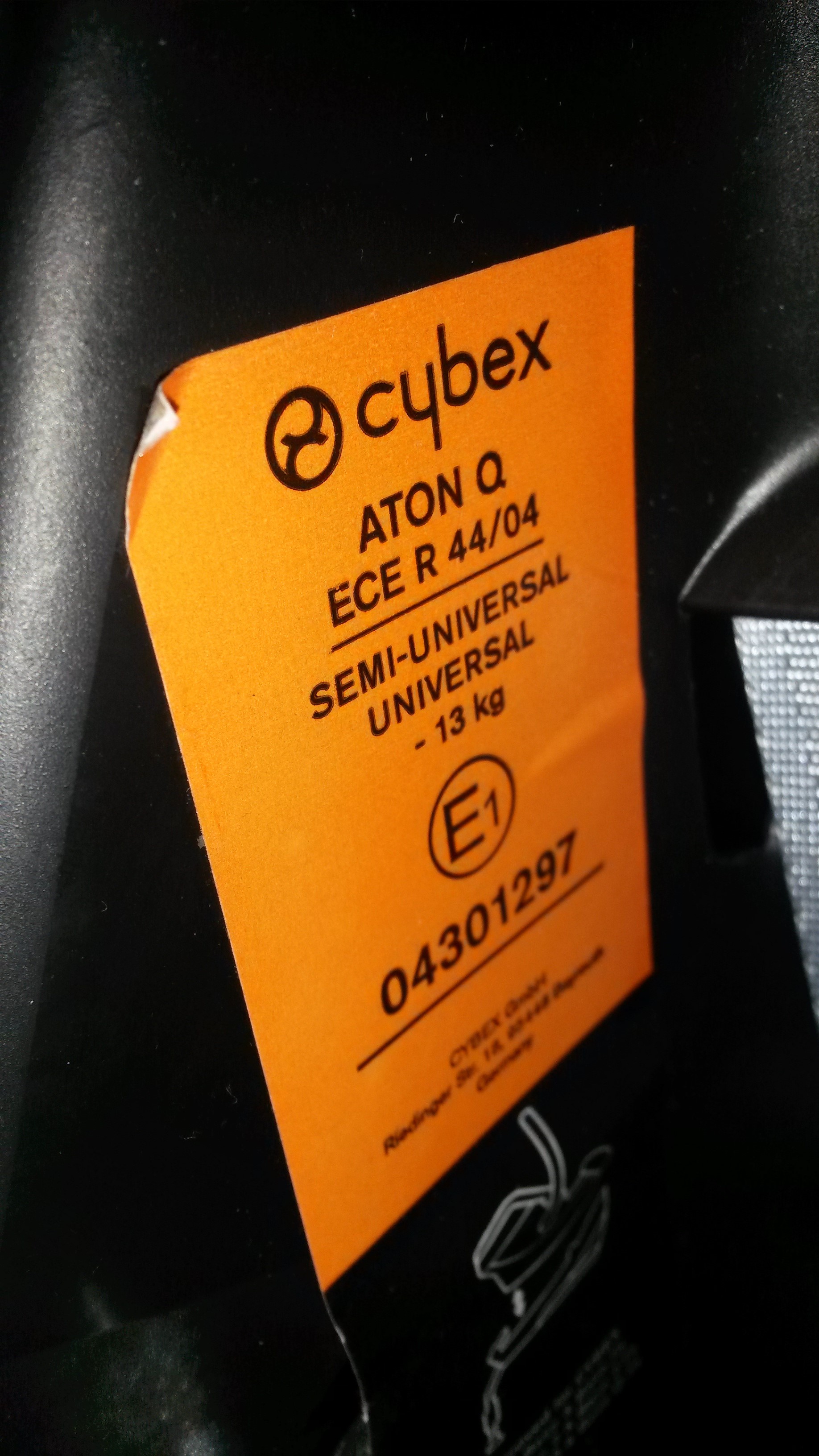 Cybex Aton Q Babahordozó Limestone Aton Q base fix izofixes rögzítőtalppal Cybex Aton Q Babahordozó Limestone Aton Q base fix izofixes rögzítőtalppal