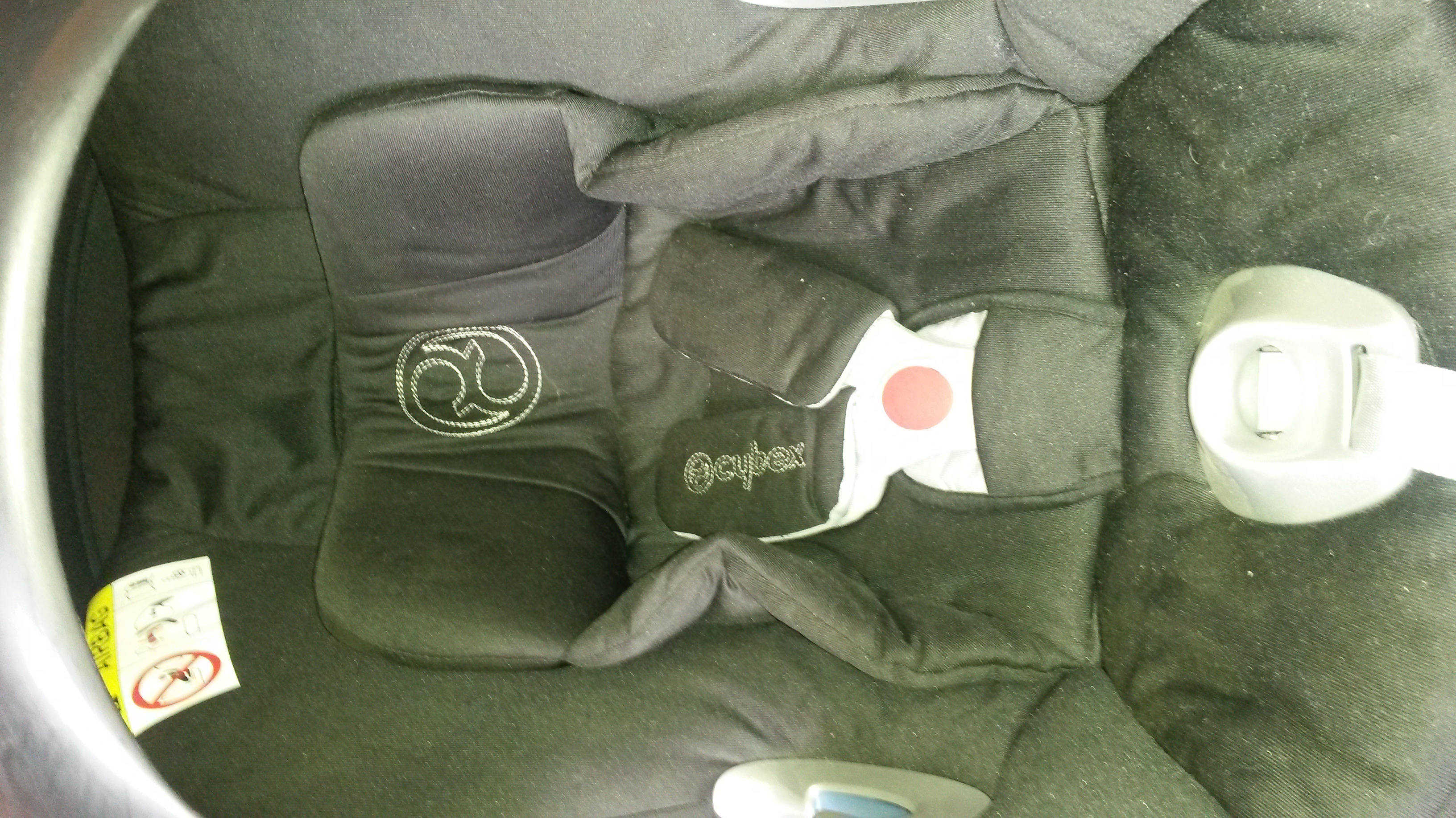 Cybex Aton Q Babahordozó Limestone Aton Q base fix izofixes rögzítőtalppal Cybex Aton Q Babahordozó Limestone Aton Q base fix izofixes rögzítőtalppal