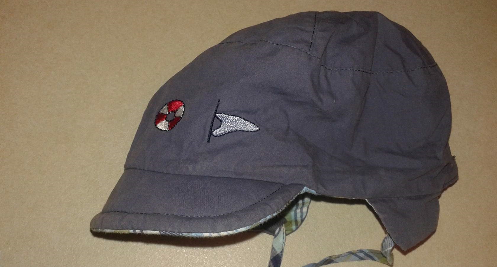 Sterntaler kék tengerész mintás kifordítható baba sapka Sterntaler kék tengerész mintás kifordítható baba sapka