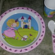 Hercegnős műanyag tányér szett gyerekeknek