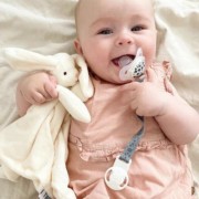 Twistshake Szilikon cumi szett rózsaszín/lila 0-6 hó Twistshake Szilikon cumi szett rózsaszín/lila 0-6 hó