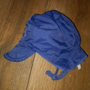 Bélelt kék vízlepergetős téli sapka Bélelt kék vízlepergetős téli sapka