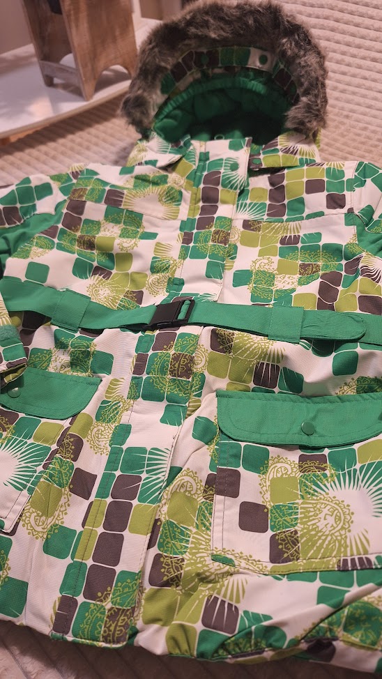 Bornino zöld kocka mintás, szőrmés Kapucnis téli kabát Bornino zöld kocka mintás, szőrmés Kapucnis téli kabát