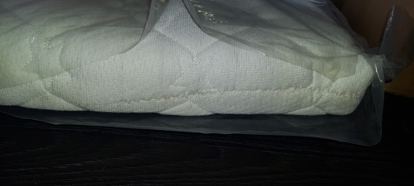 Babybay Boxspring / Maxi bölcsőhöz matrac Intense AngelWave Babybay Boxspring / Maxi bölcsőhöz matrac Intense AngelWave